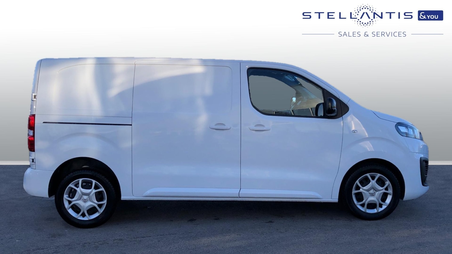 Used Citroen Dispatch 2024 for sale - 76608945: Photo 2