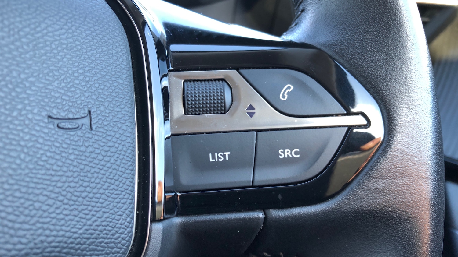 Used Peugeot 2008 2020 for sale - 77634348: Photo 24