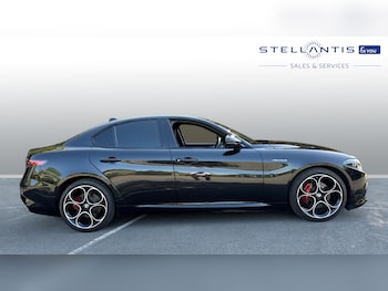 Used Alfa Romeo Giulia 2024 for sale - 78472311: Photo