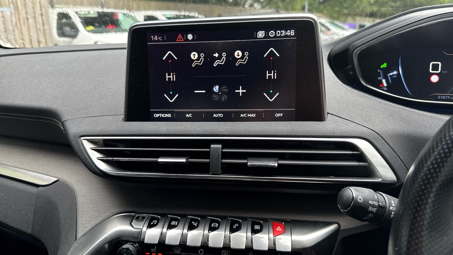 Used Peugeot 3008 2019 for sale - 76086035: Photo 10