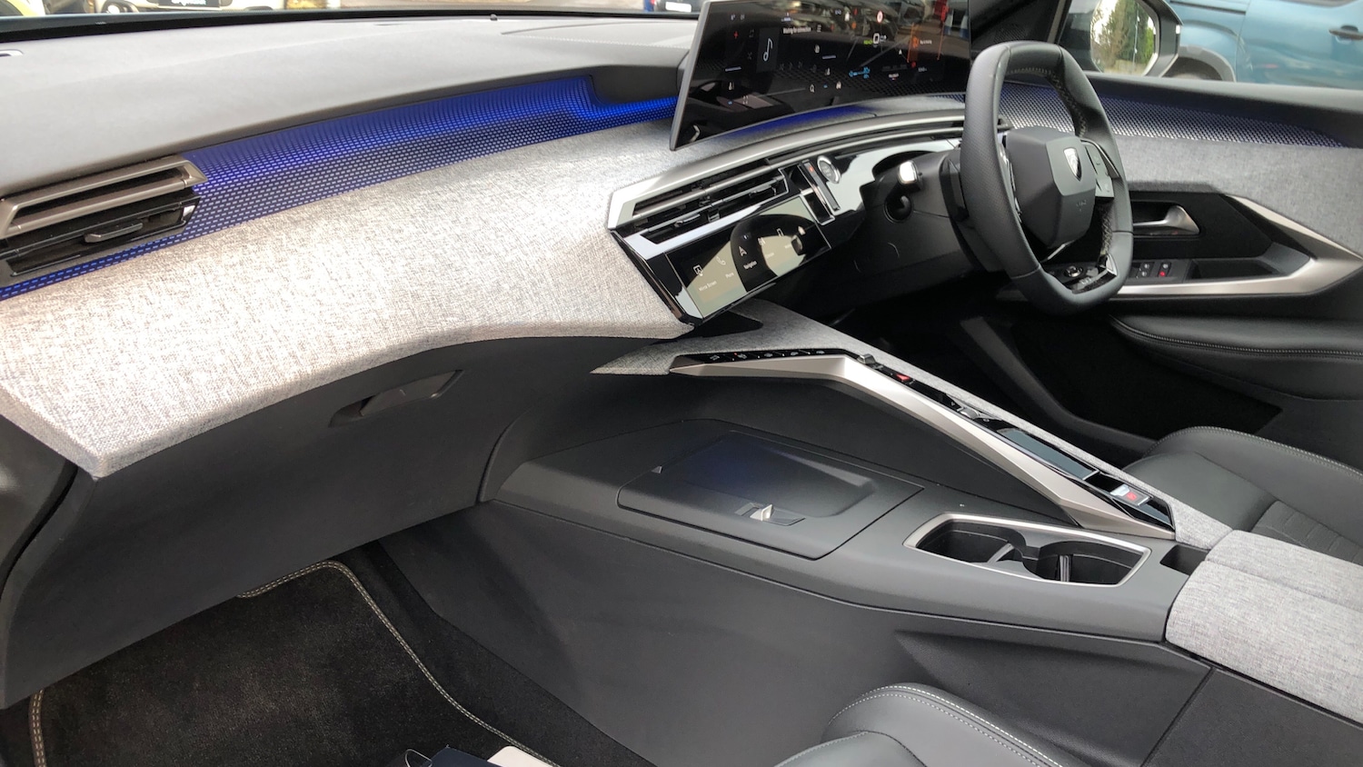 Used Peugeot 3008 2025 for sale - 77346191: Photo 12