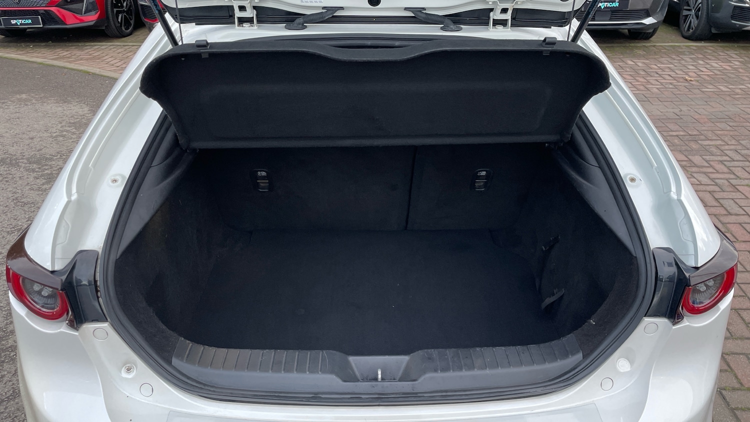 Used Mazda Mazda3 2020 for sale - 76419725: Photo 19