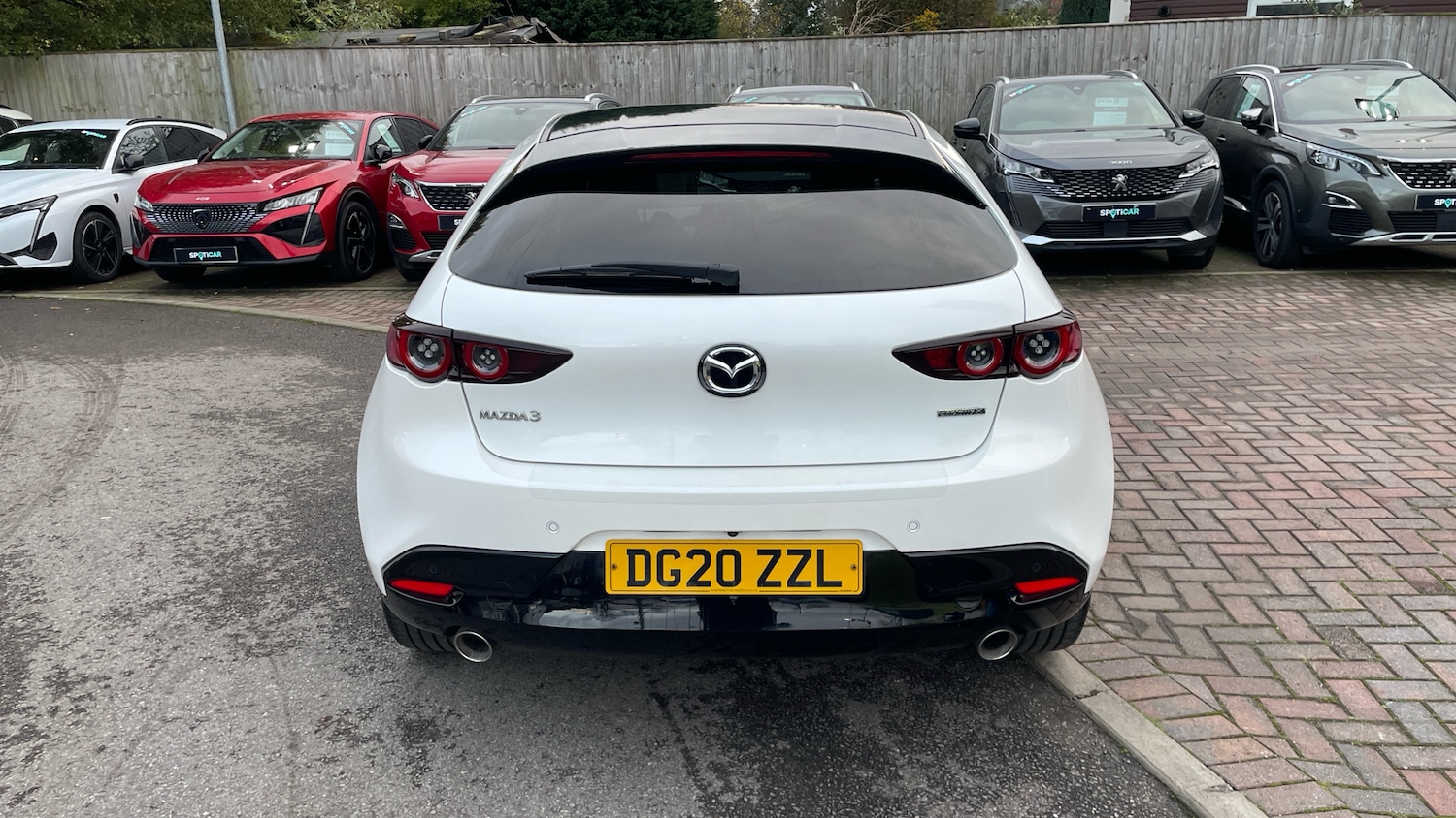 Used Mazda Mazda3 2020 for sale - 76419725: Photo 9