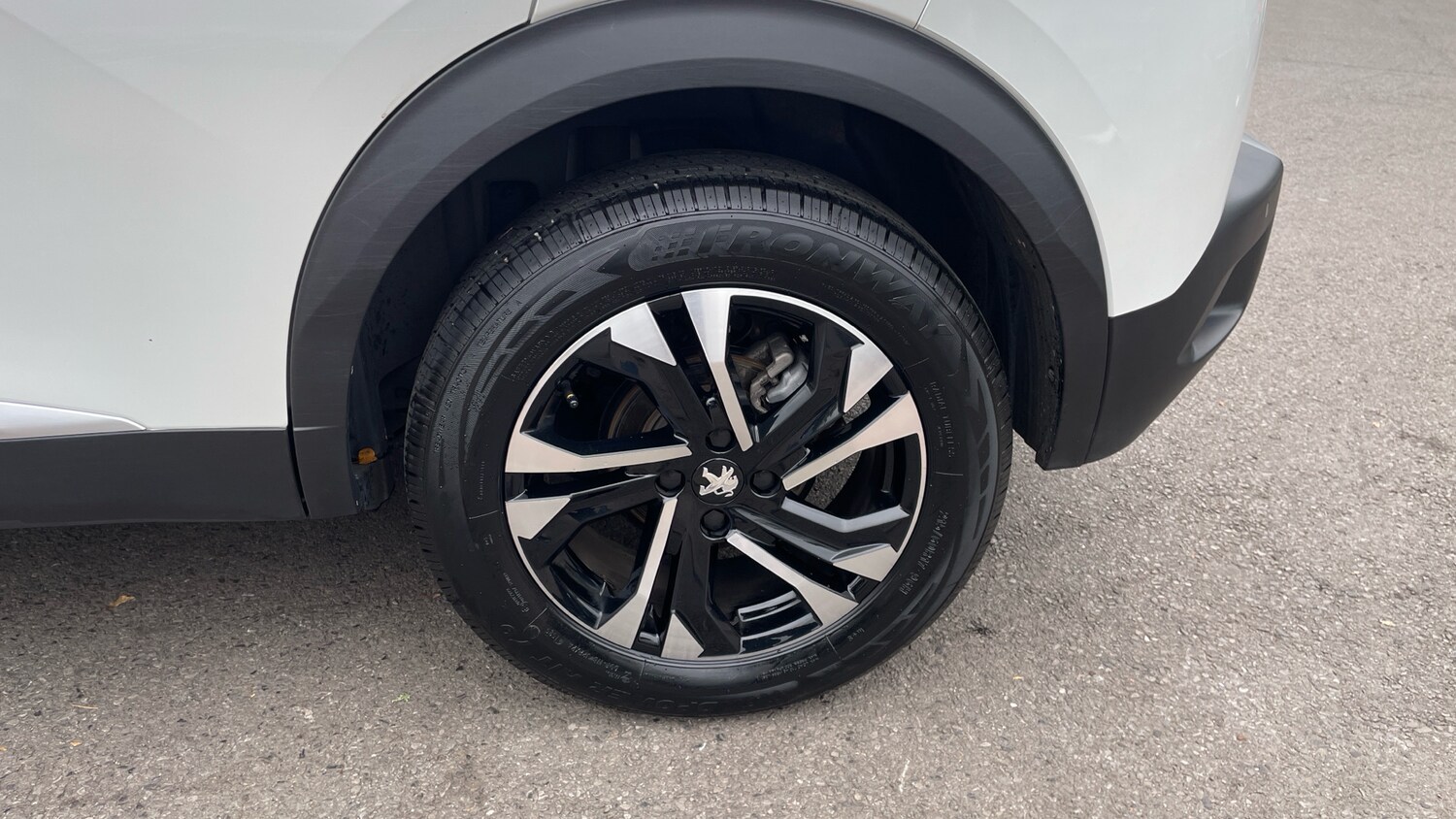 Used Peugeot 2008 2023 for sale - 76285198: Photo 15