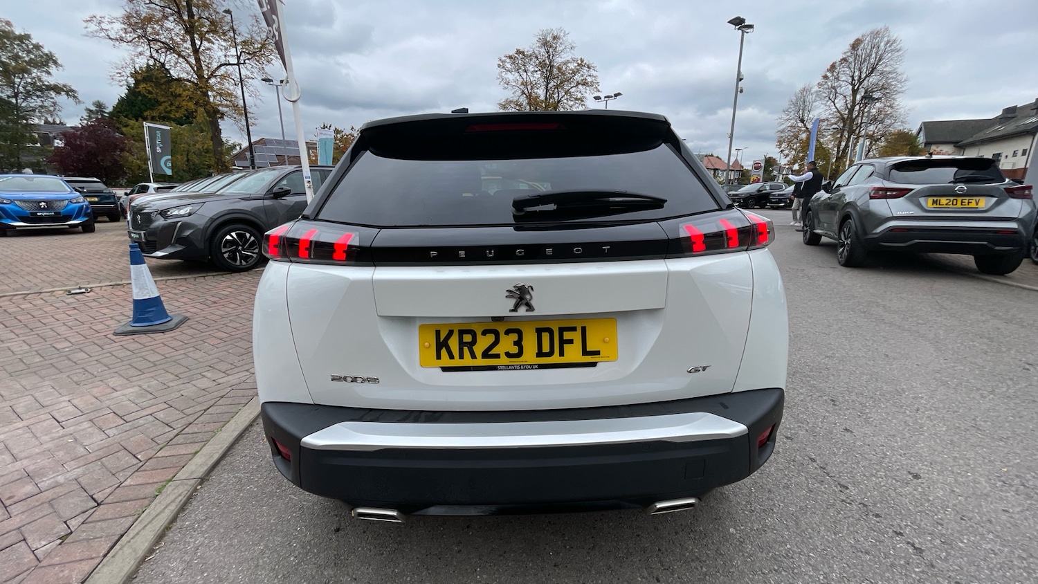 Used Peugeot 2008 2023 for sale - 76285198: Photo 9