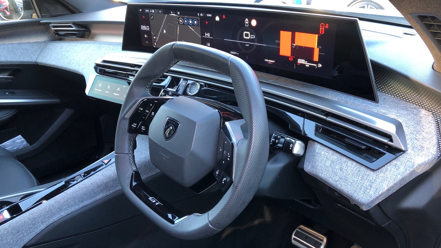 Used Peugeot 3008 2025 for sale - 76744068: Photo 12