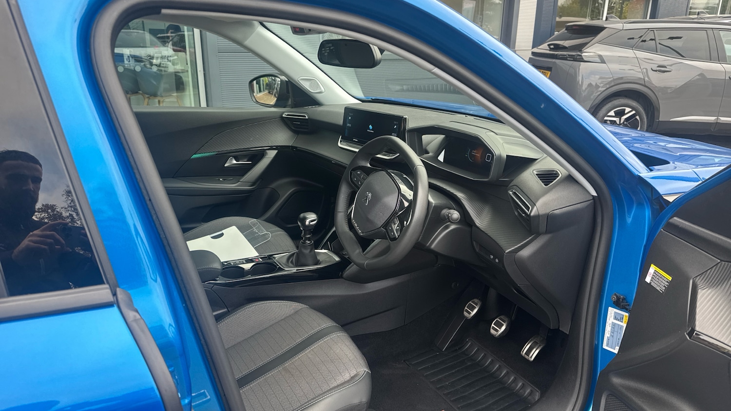 Used Peugeot 2008 2022 for sale - 76241050: Photo 11
