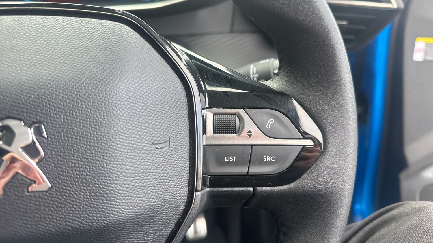 Used Peugeot 2008 2022 for sale - 76241050: Photo 24