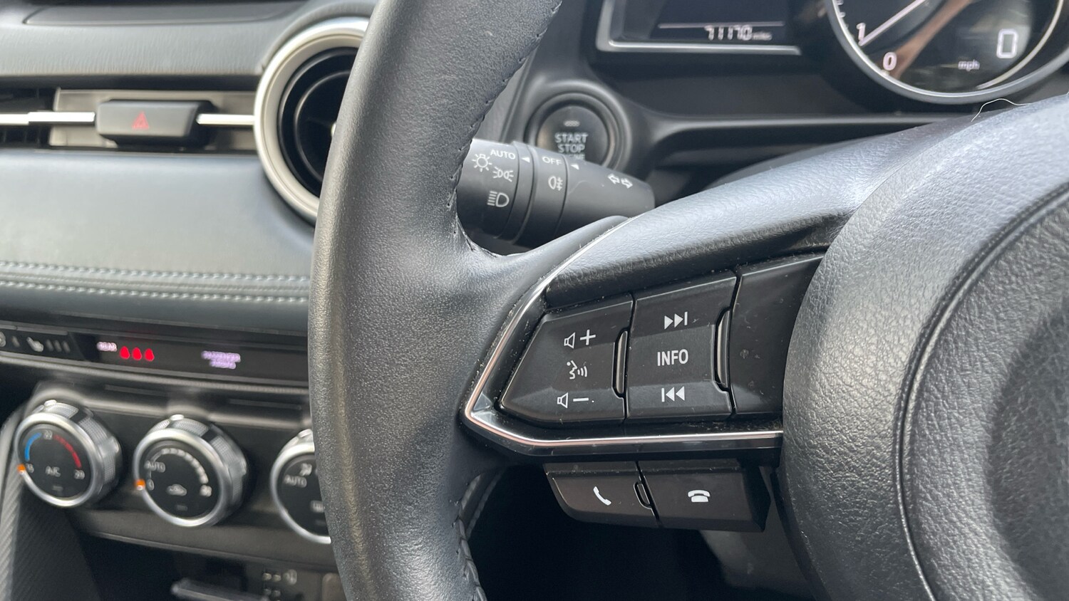 Used Mazda Mazda2 2022 for sale - 76381481: Photo 23