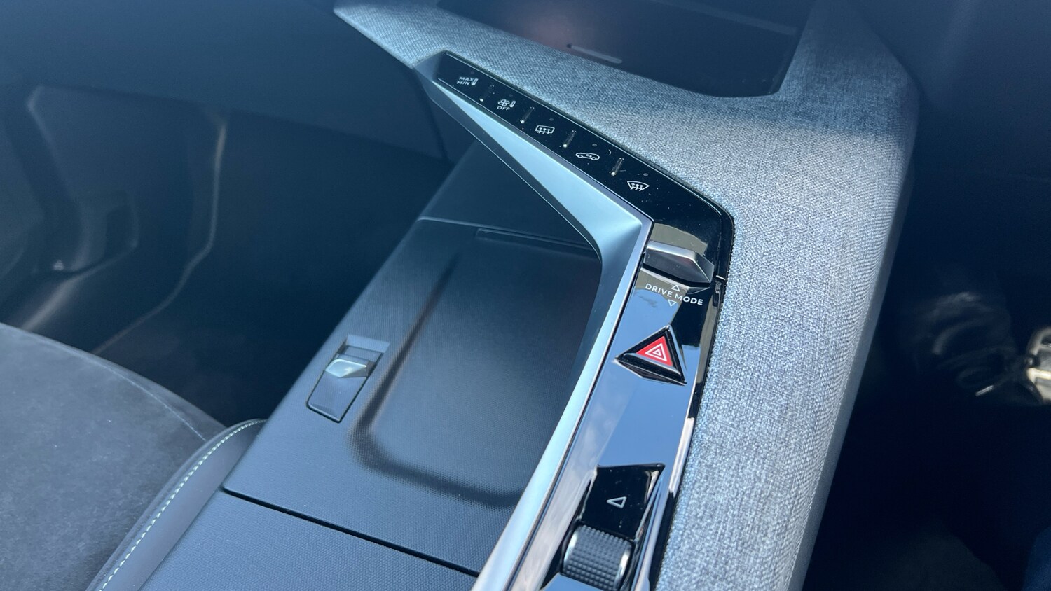 Used Peugeot 3008 2024 for sale - 76372184: Photo 20