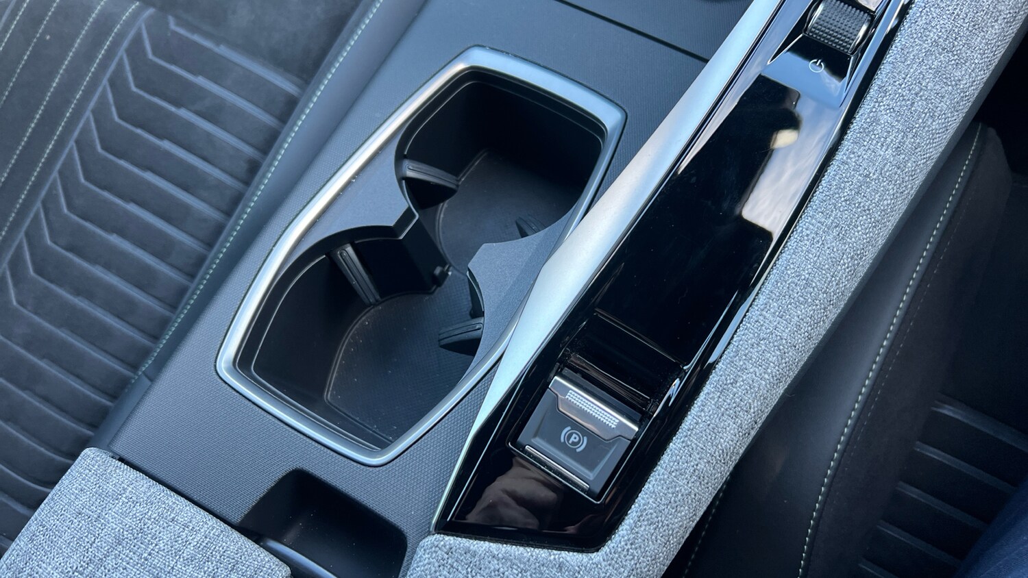 Used Peugeot 3008 2024 for sale - 76372184: Photo 21