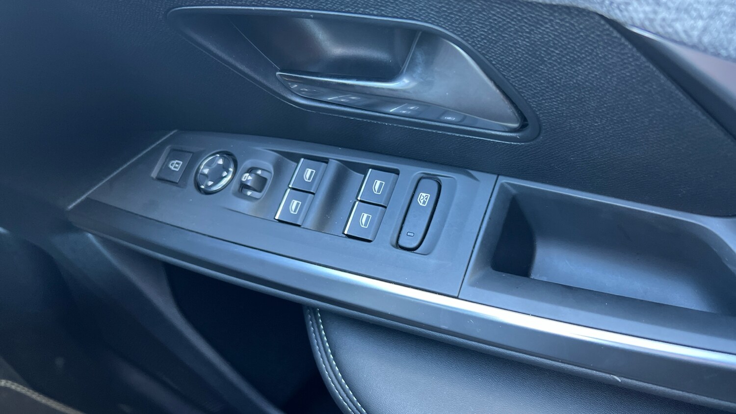 Used Peugeot 3008 2024 for sale - 76372184: Photo 22