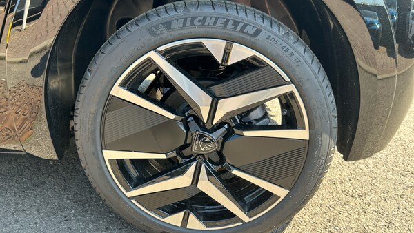 Used Peugeot 208 2025 for sale - 75614853: Photo 15