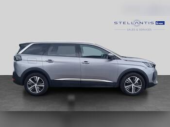 Used Peugeot 5008 2024 for sale - 79646889: Photo