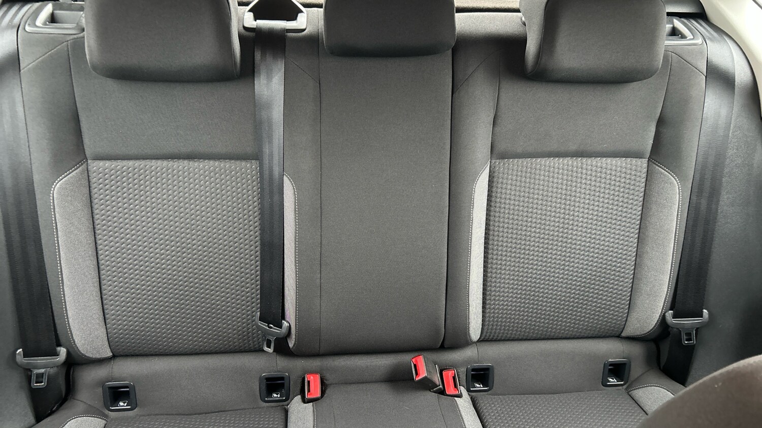 Used Volkswagen Polo 2022 for sale - 76123539: Photo 25