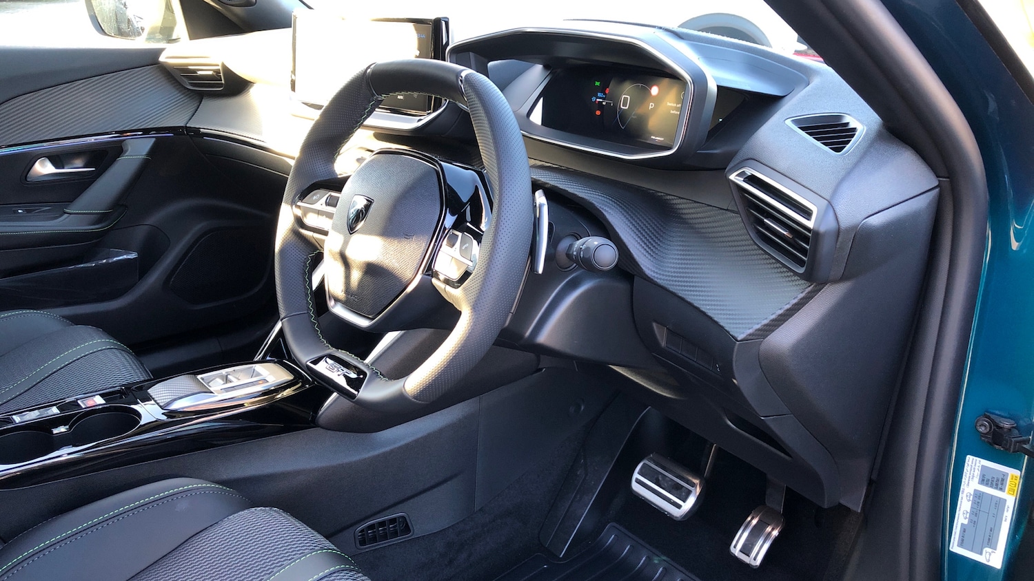 Used Peugeot 2008 2025 for sale - 76597610: Photo 11