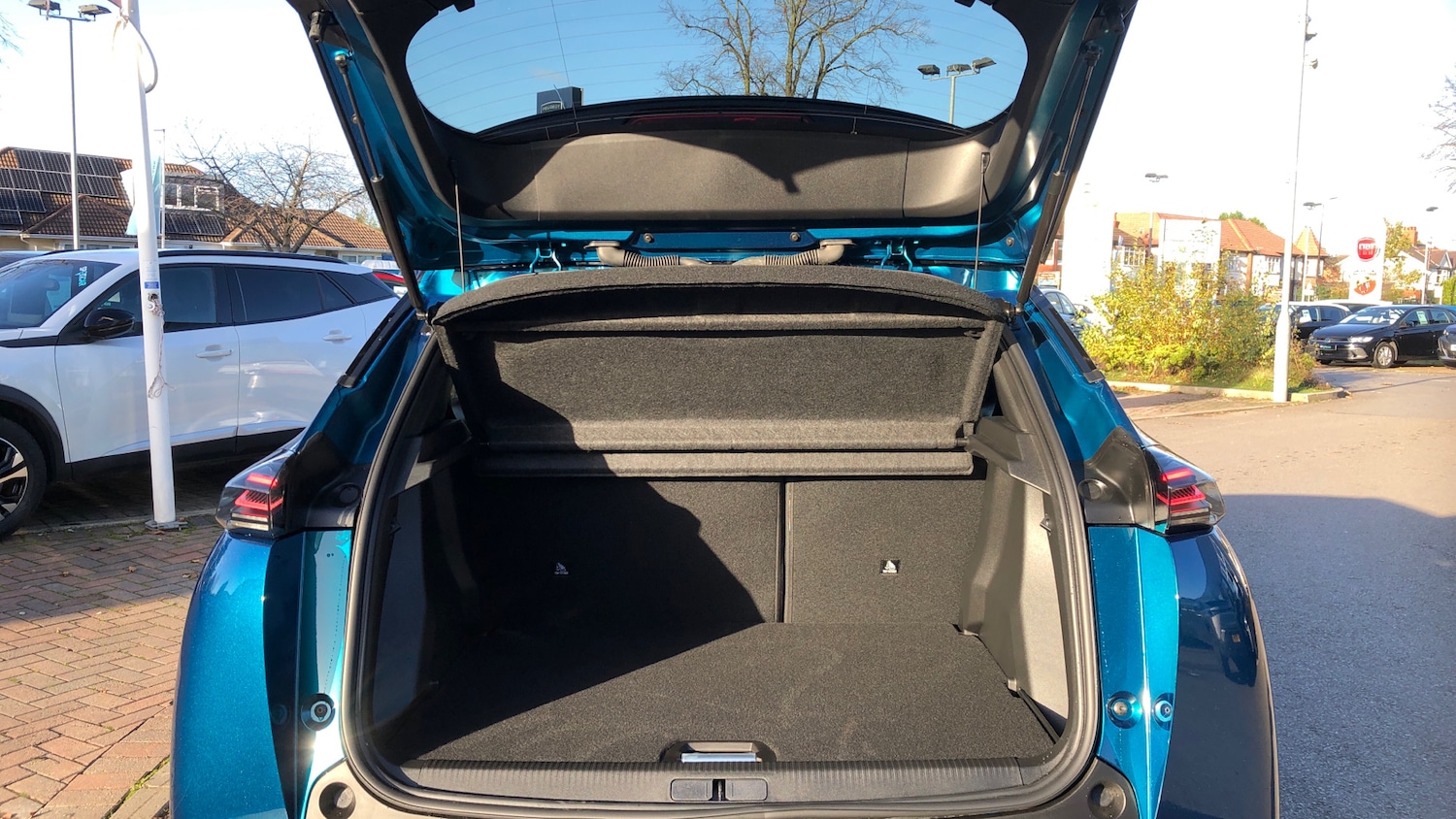 Used Peugeot 2008 2025 for sale - 76597610: Photo 19