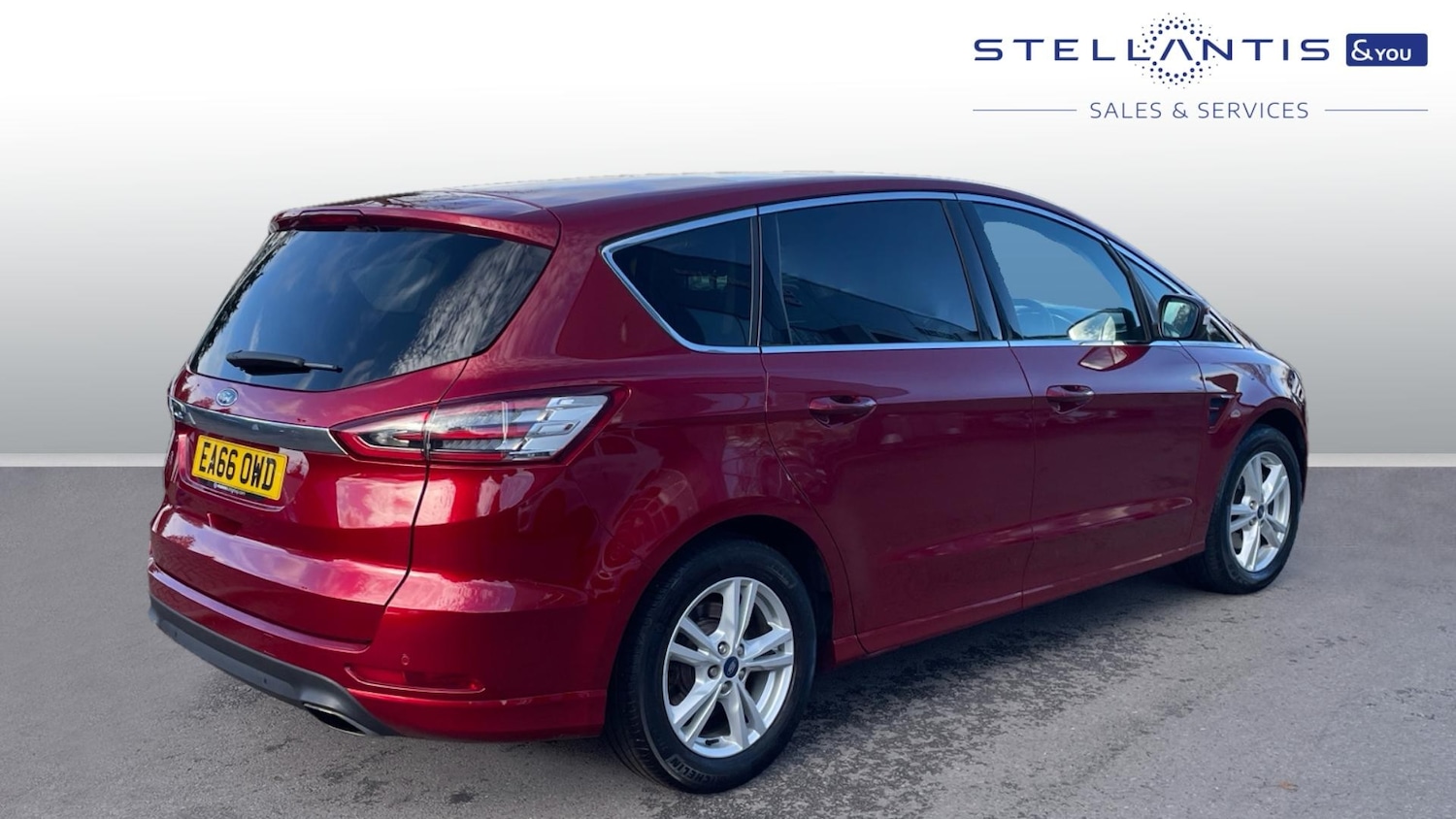 Used Ford S-Max 2016 for sale - 76327641: Photo 3