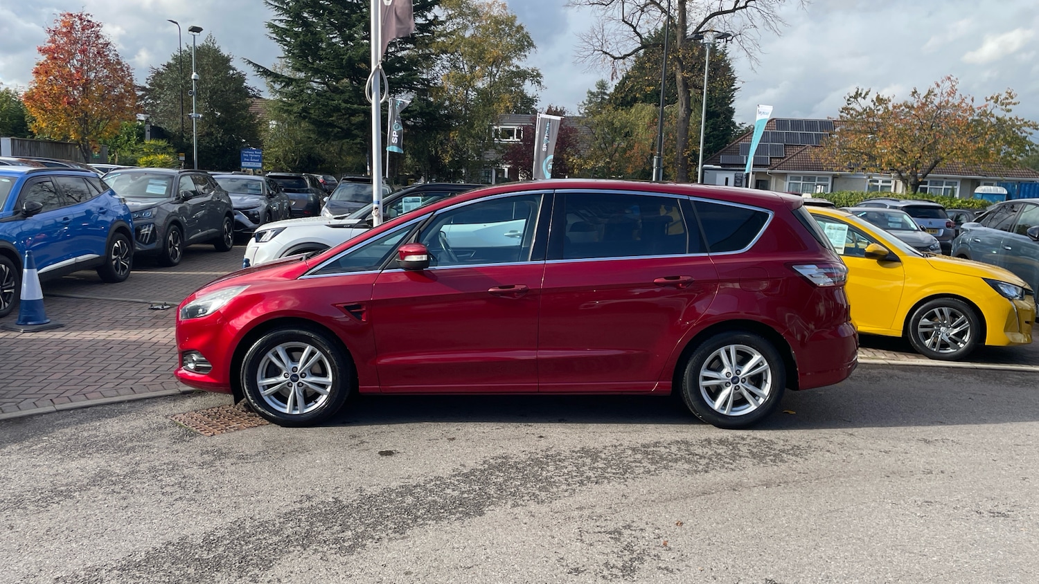 Used Ford S-Max 2016 for sale - 76327641: Photo 6