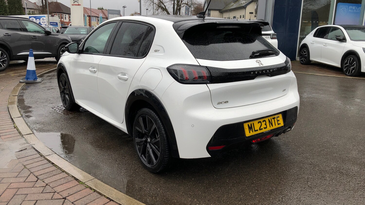 Used Peugeot 208 2023 for sale - 77959114: Photo 5