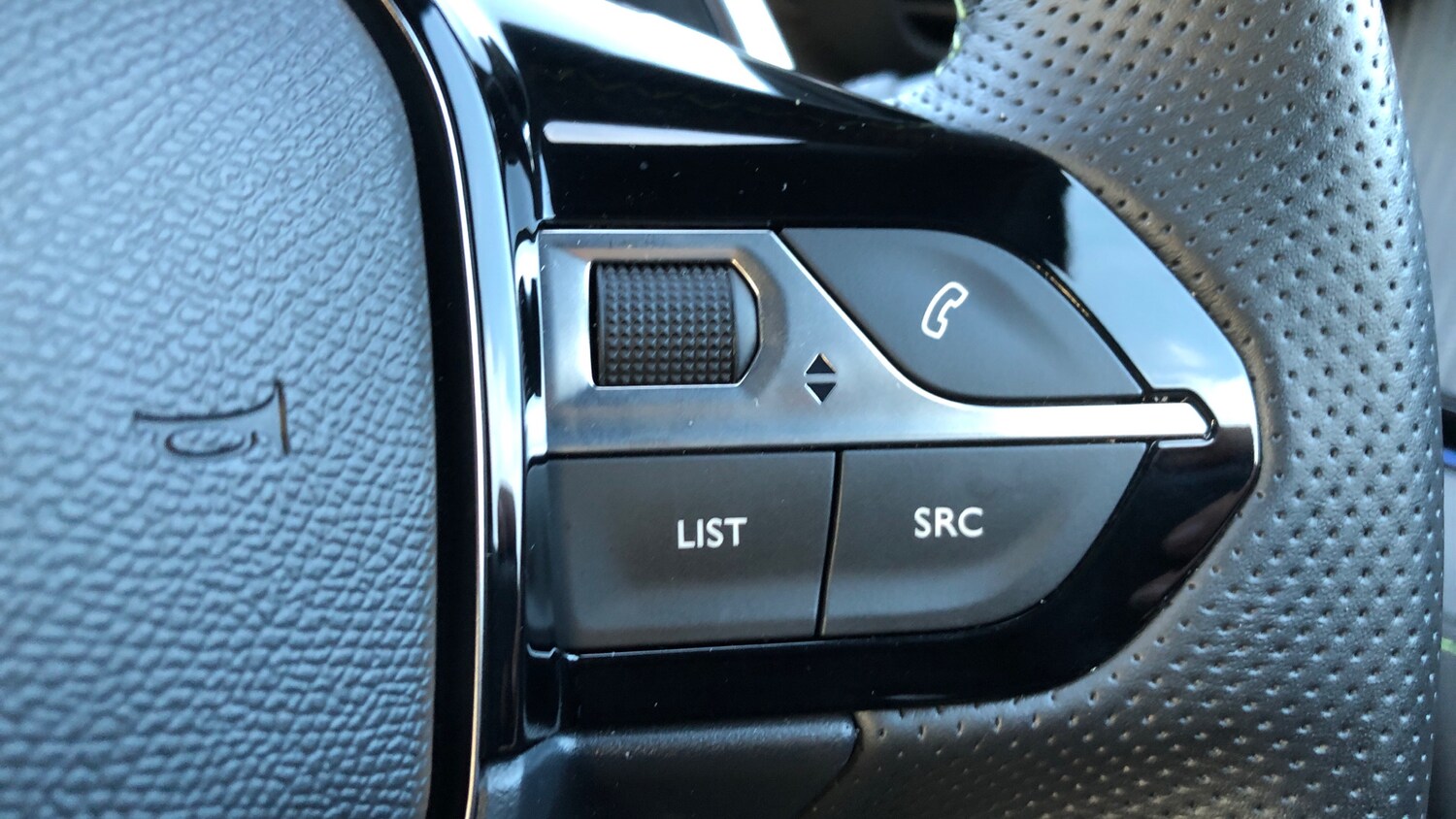 Used Peugeot 2008 2025 for sale - 76744071: Photo 25