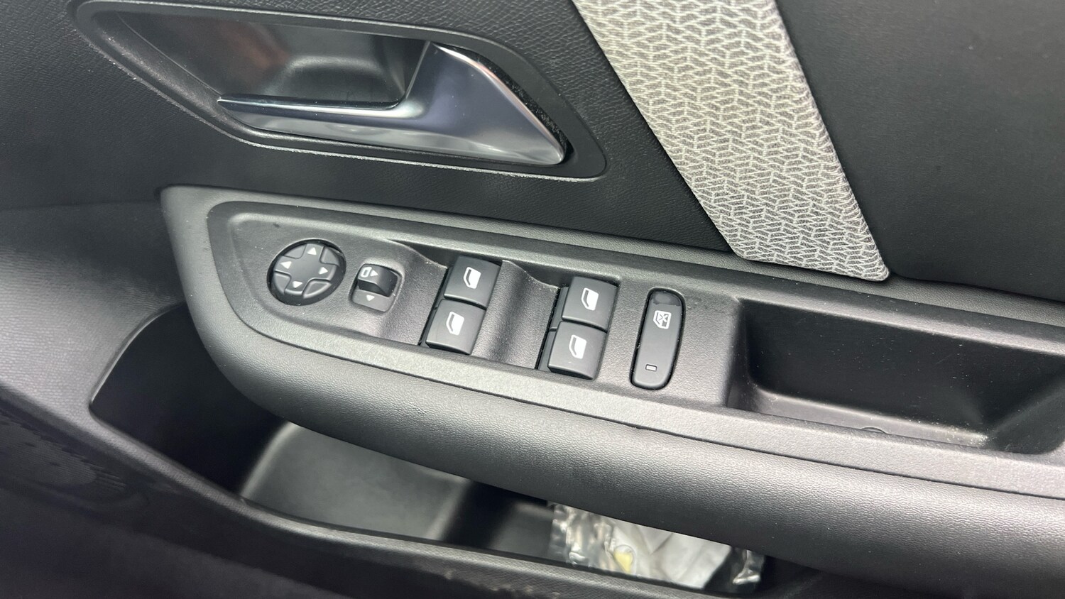 Used Citroen C4 2021 for sale - 76372173: Photo 22