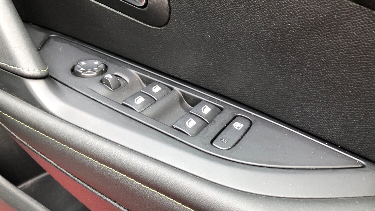 Used Peugeot 208 2023 for sale - 76850908: Photo 23