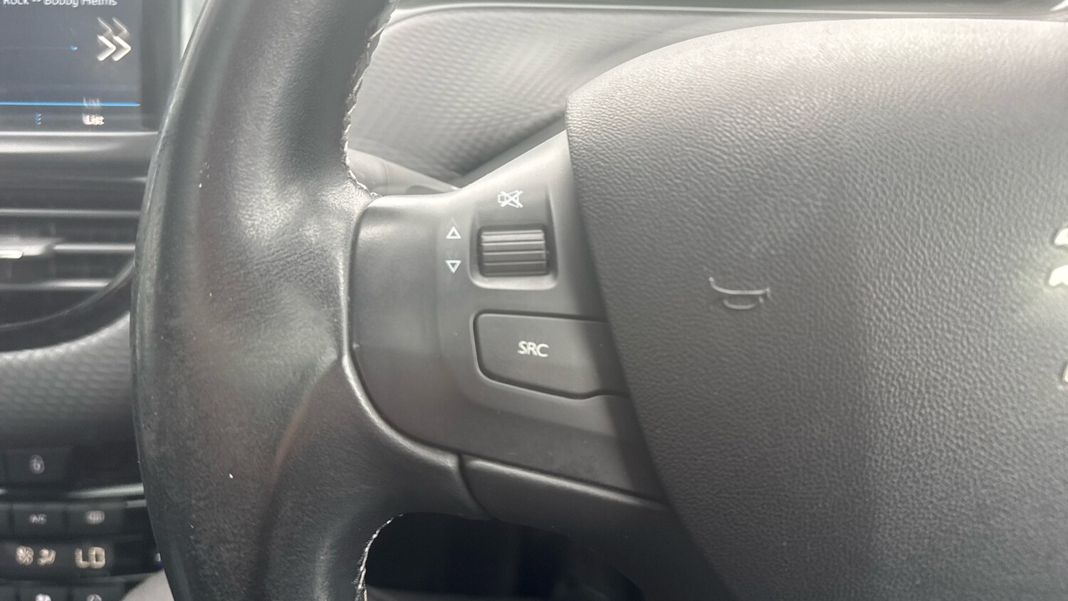 Used Peugeot 2008 2019 for sale - 76003047: Photo 23