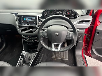 Used Peugeot 2008 2019 for sale - 76003047: Photo 4