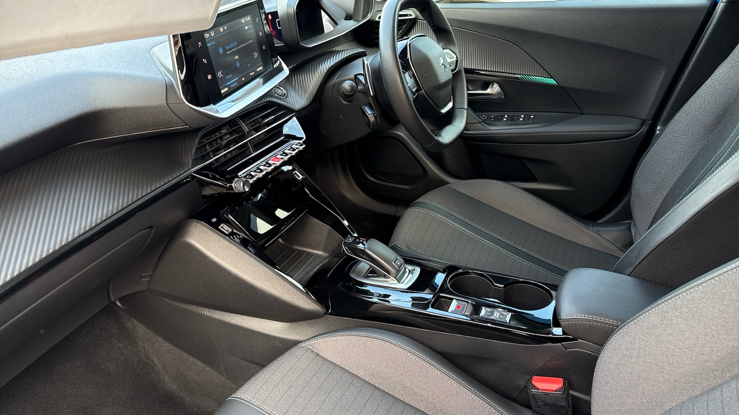 Used Peugeot 2008 2022 for sale - 76372181: Photo 12