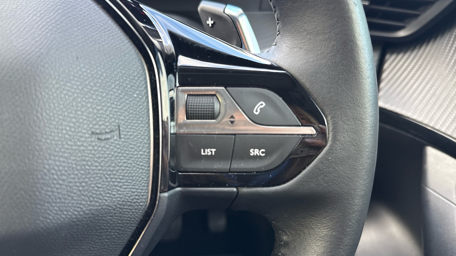 Used Peugeot 2008 2022 for sale - 76372181: Photo 24