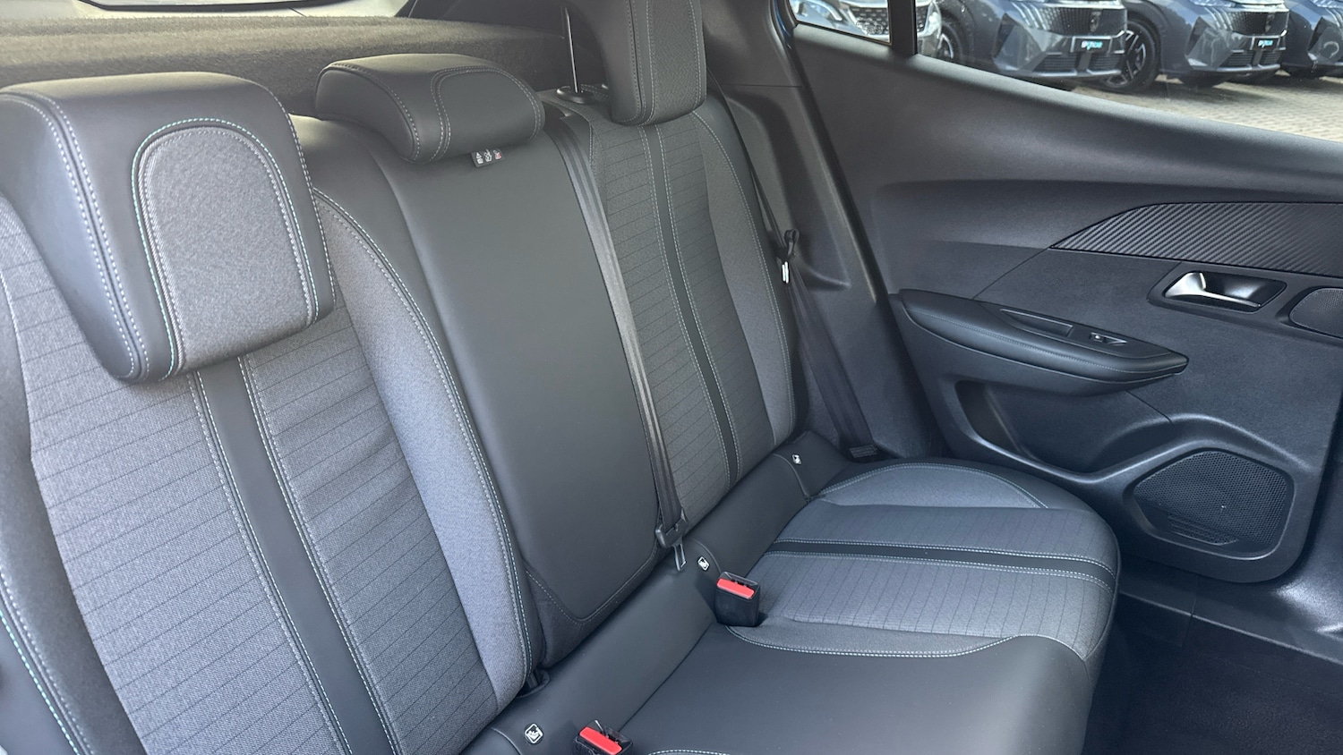 Used Peugeot 2008 2022 for sale - 76372181: Photo 26