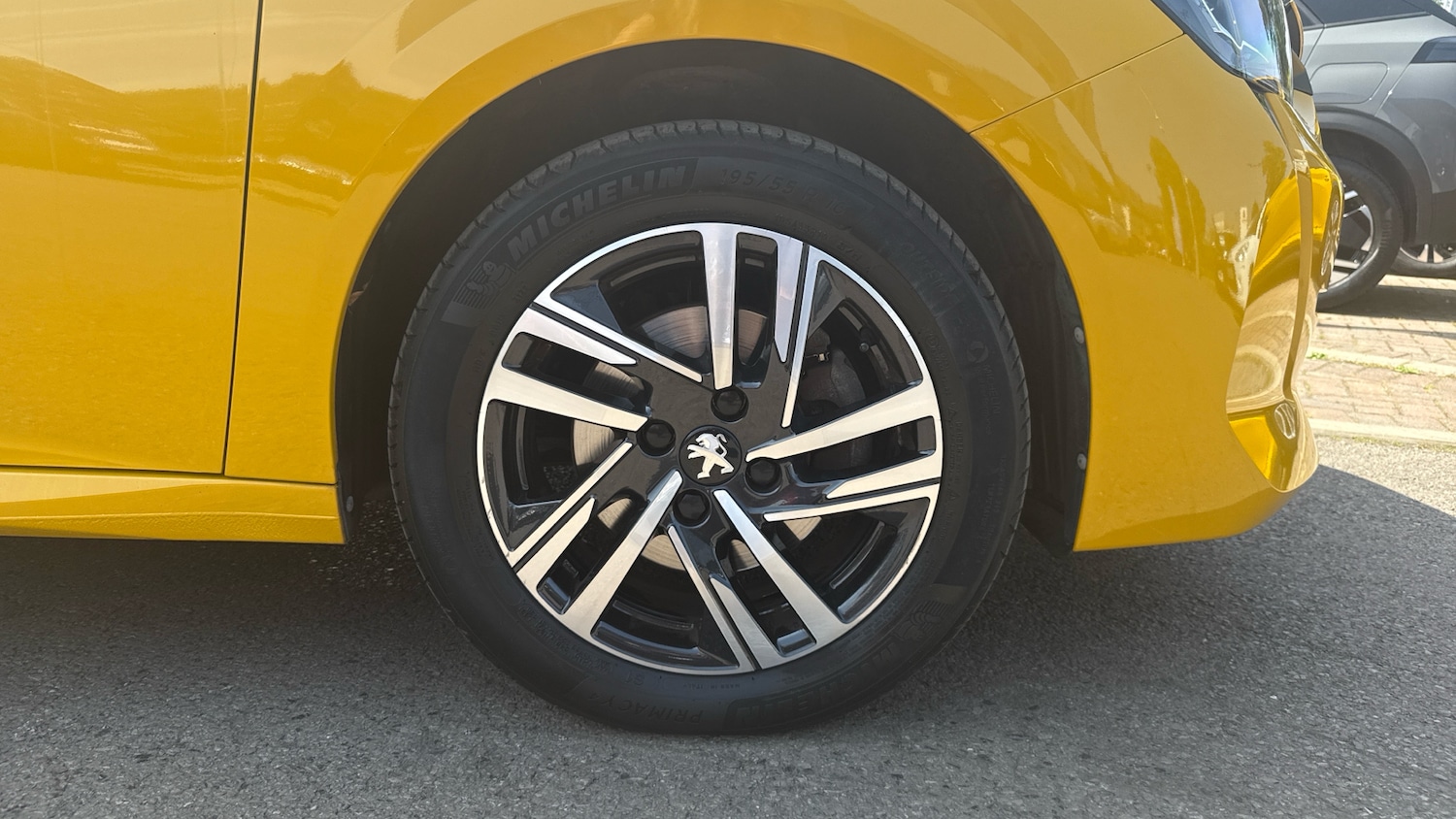 Used Peugeot 208 2022 for sale - 76586432: Photo 14