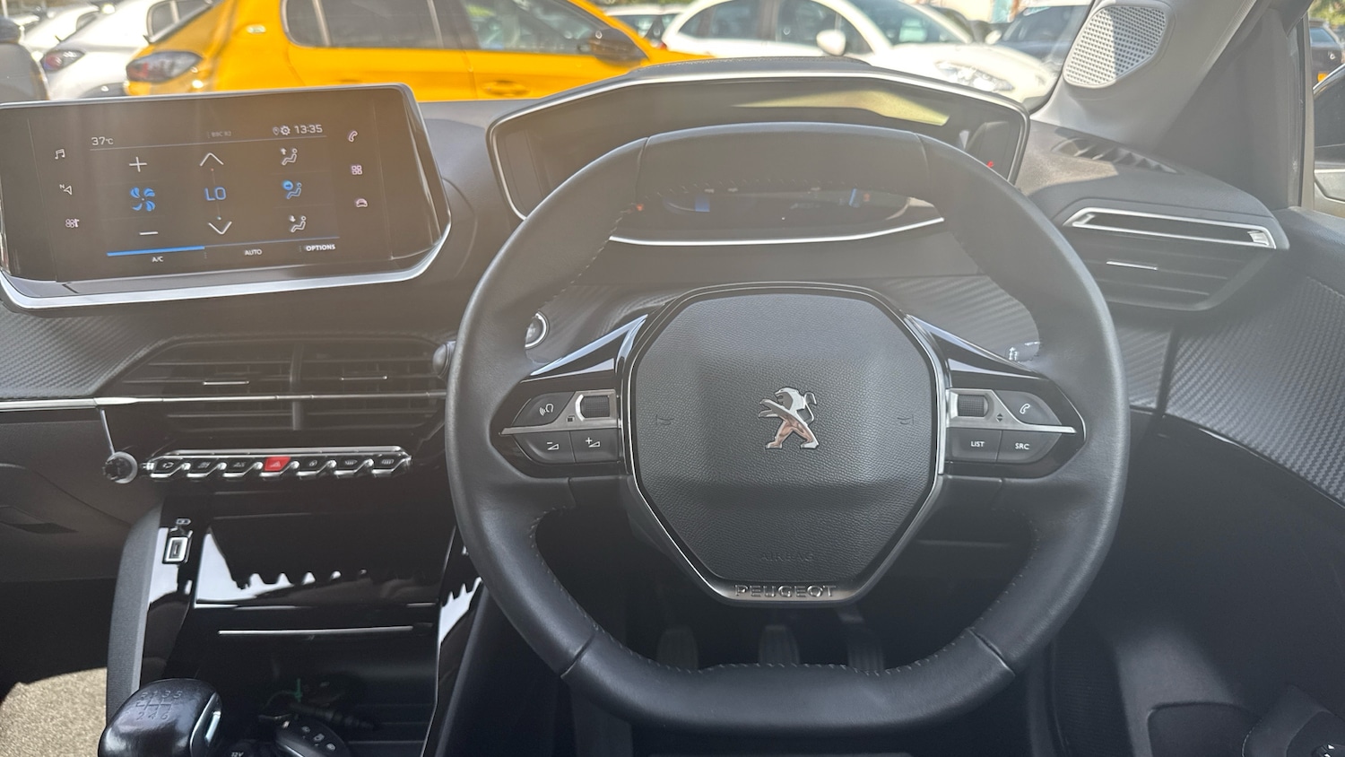 Used Peugeot 208 2022 for sale - 76586432: Photo 18