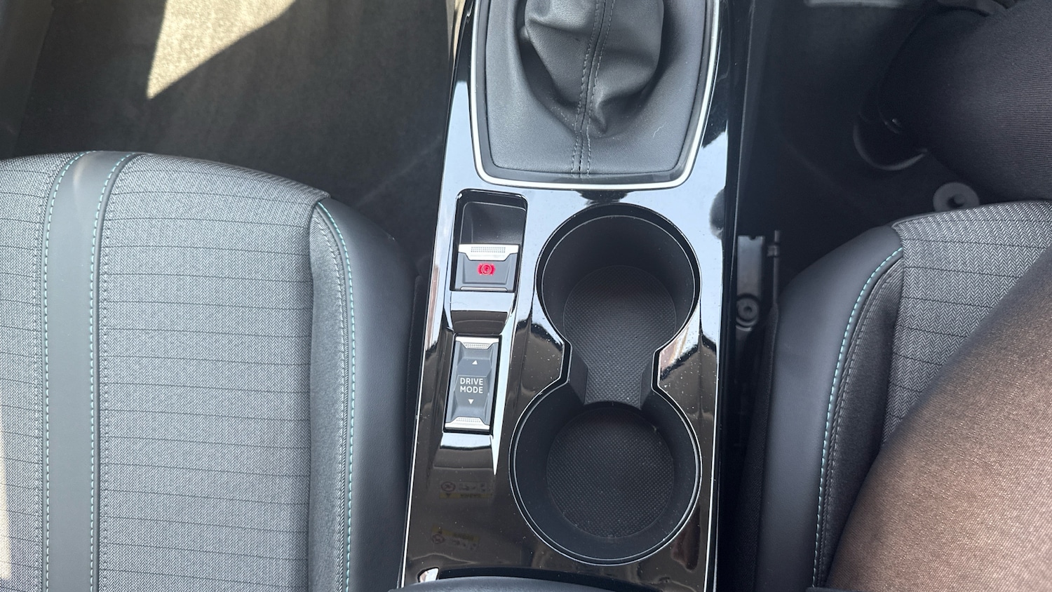 Used Peugeot 208 2022 for sale - 76586432: Photo 21