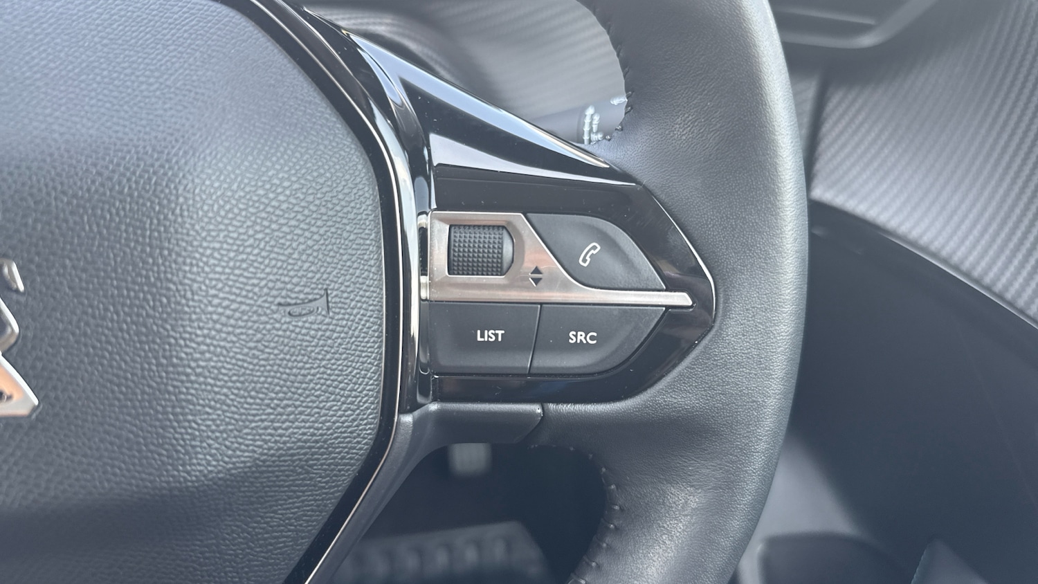 Used Peugeot 208 2022 for sale - 76586432: Photo 24