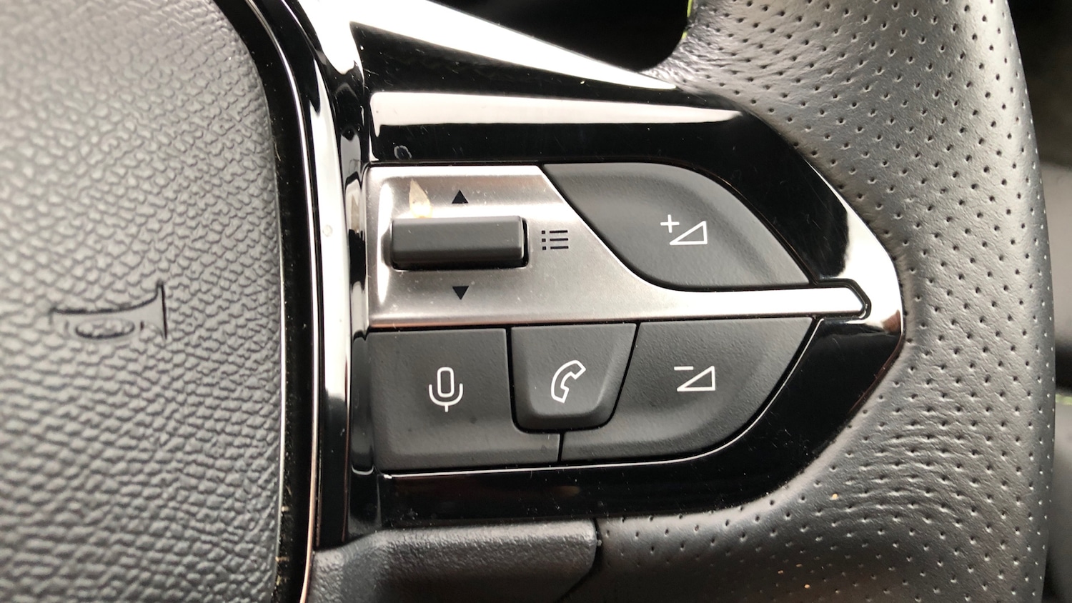 Used Peugeot 408 2024 for sale - 76586404: Photo 25