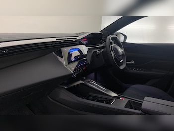 Used Peugeot 308 2024 for sale - 76647066: Photo