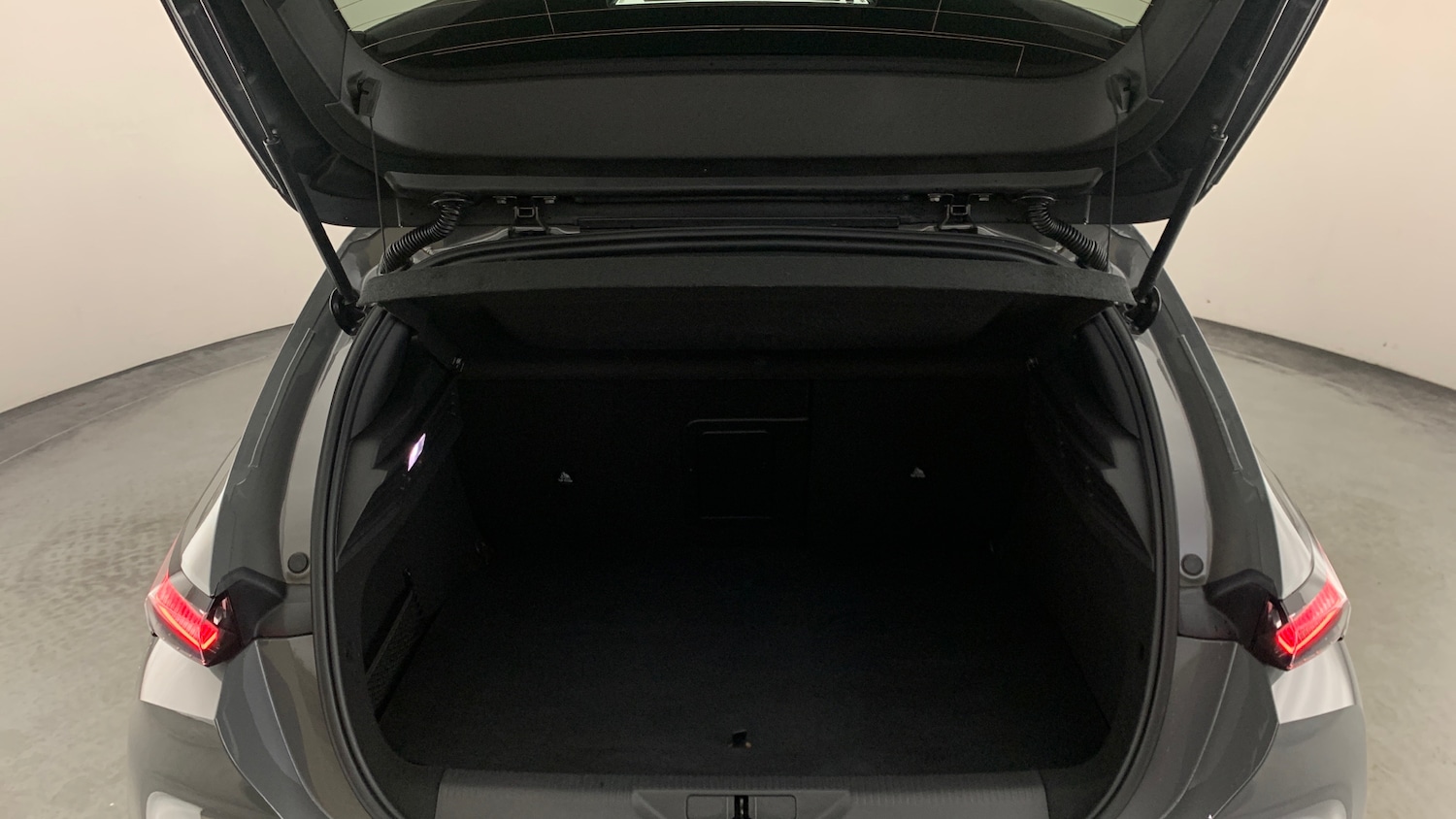 Used Peugeot 308 2024 for sale - 76647066: Photo 5