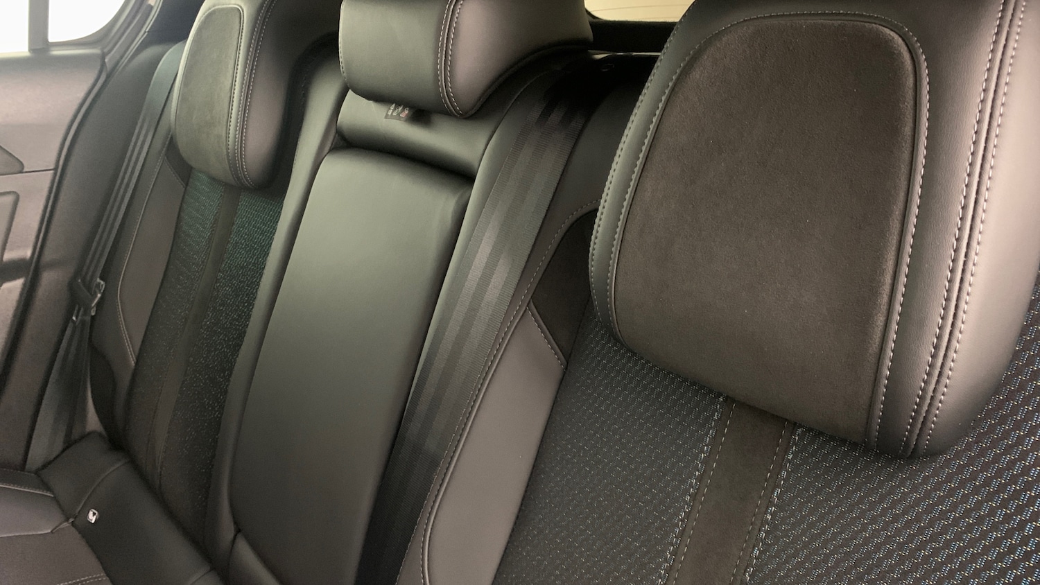 Used Peugeot 308 2024 for sale - 76647066: Photo 8