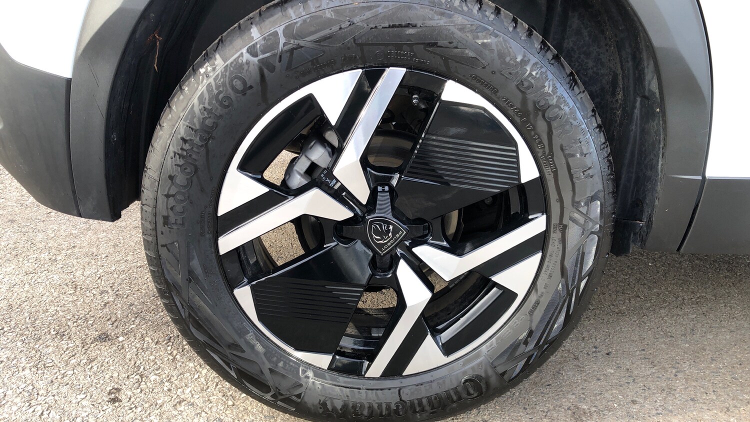 Used Peugeot 2008 2025 for sale - 77575757: Photo 14