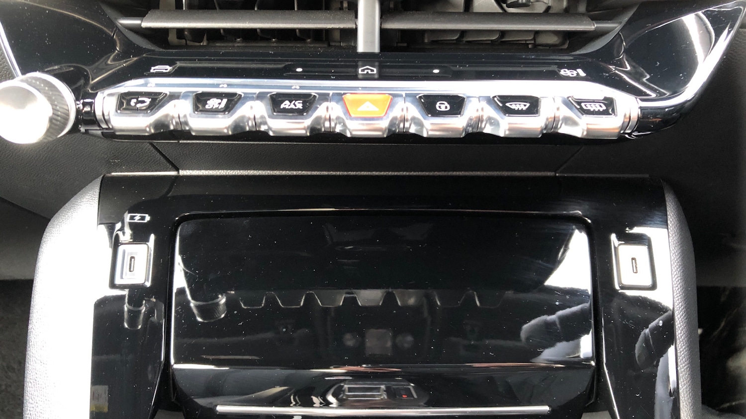 Used Peugeot 2008 2025 for sale - 77575757: Photo 20