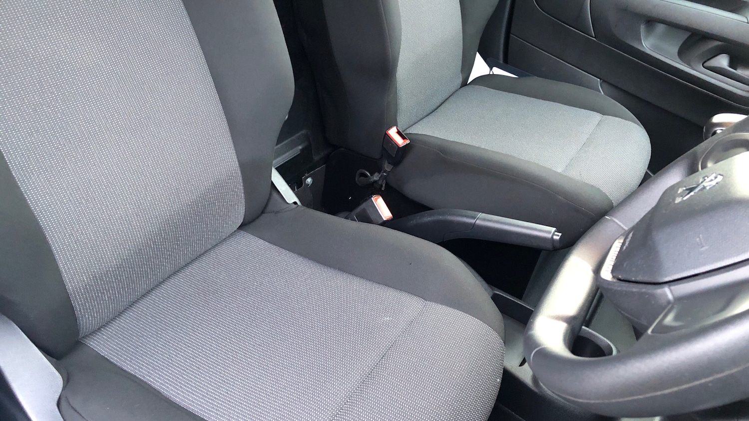 Used Peugeot Partner 2023 for sale - 76716065: Photo 26