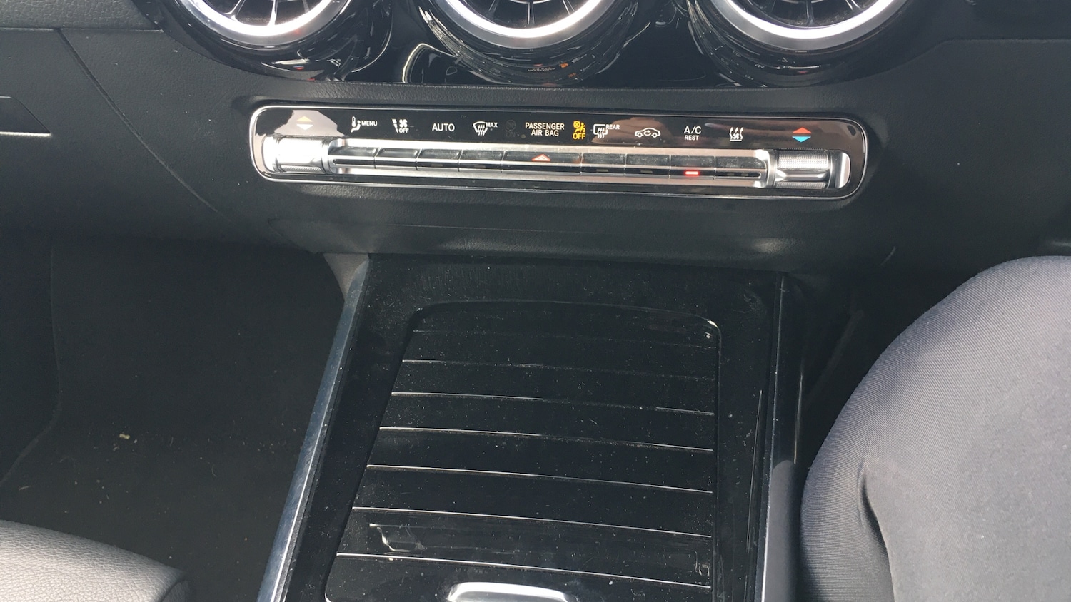 Used Mercedes-Benz GLA 2020 for sale - 75901337: Photo 20