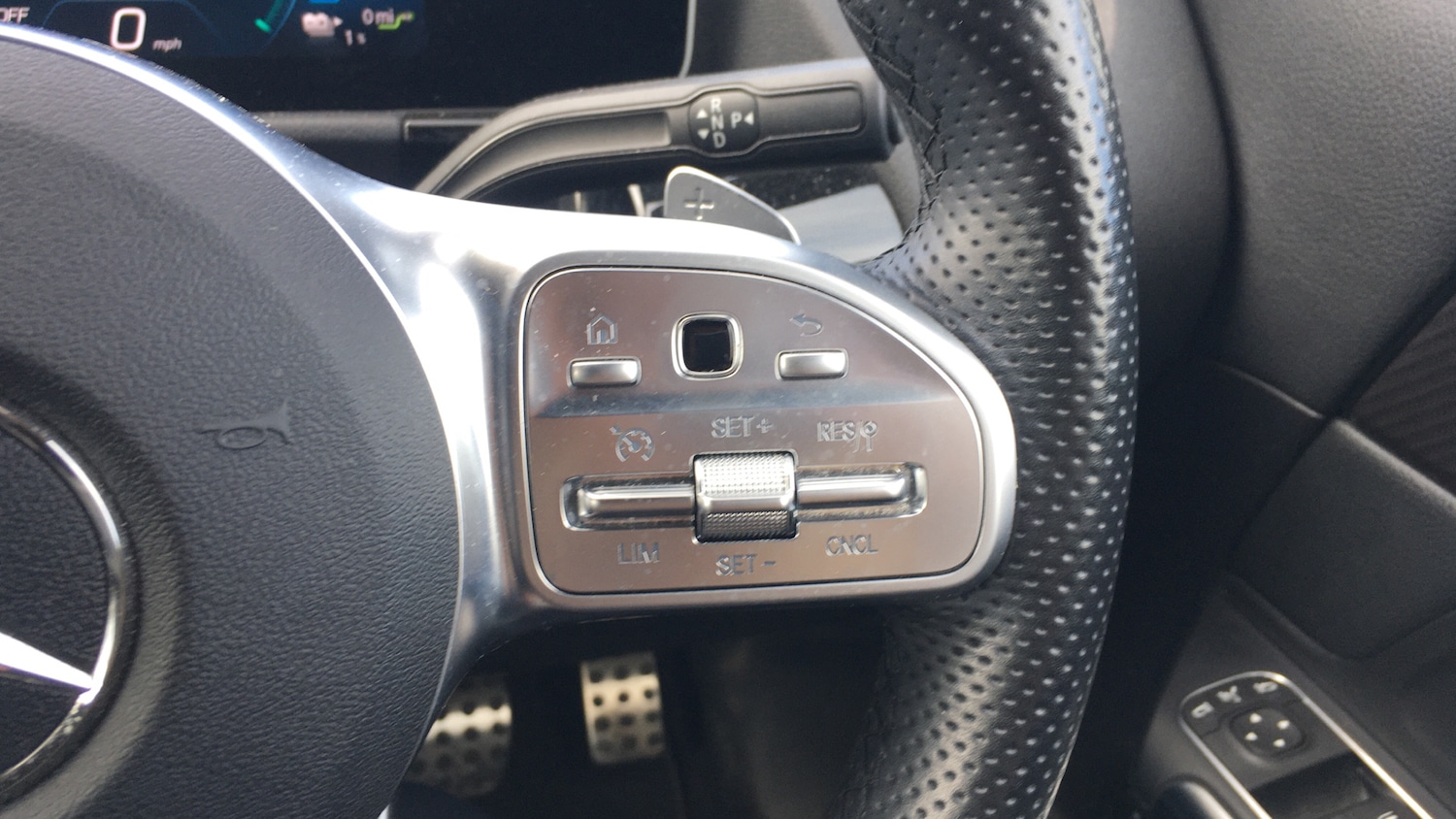 Used Mercedes-Benz GLA 2020 for sale - 75901337: Photo 24