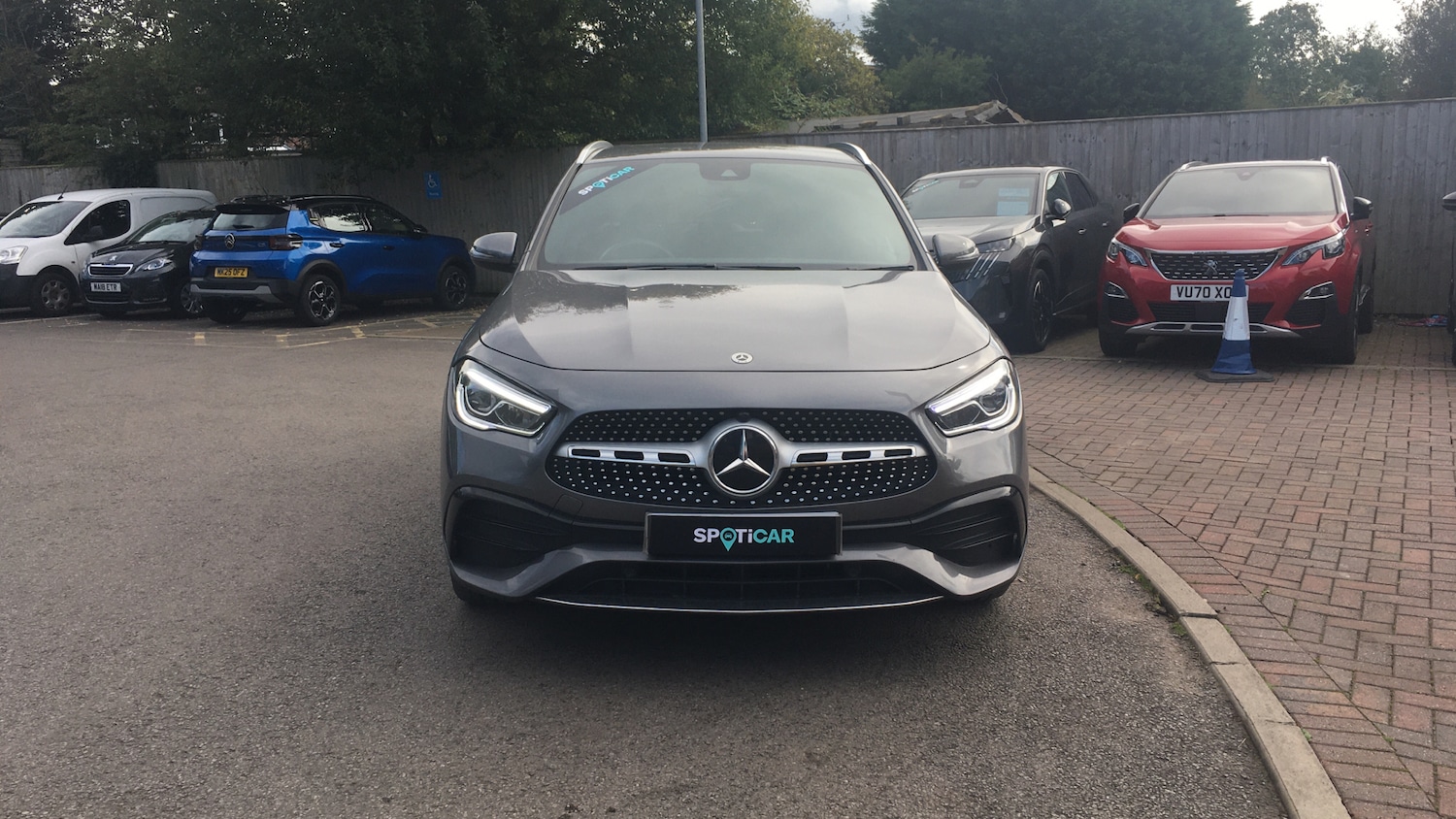 Used Mercedes-Benz GLA 2020 for sale - 75901337: Photo 8