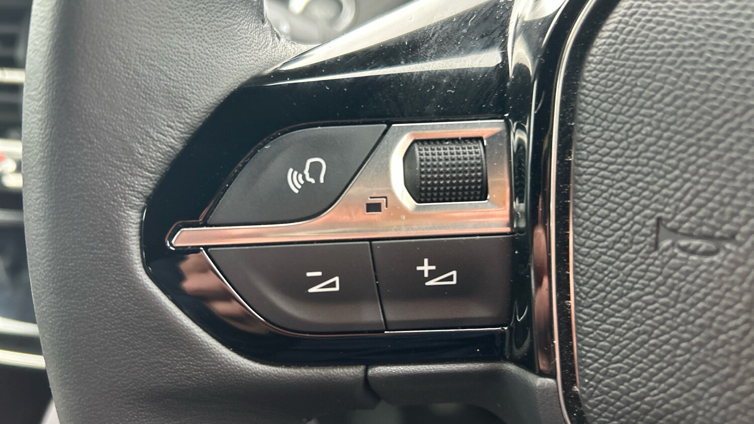 Used Peugeot 2008 2025 for sale - 76139380: Photo 23