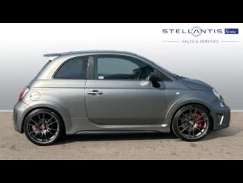 Used Abarth 695 2016 for sale - 74454546: Photo
