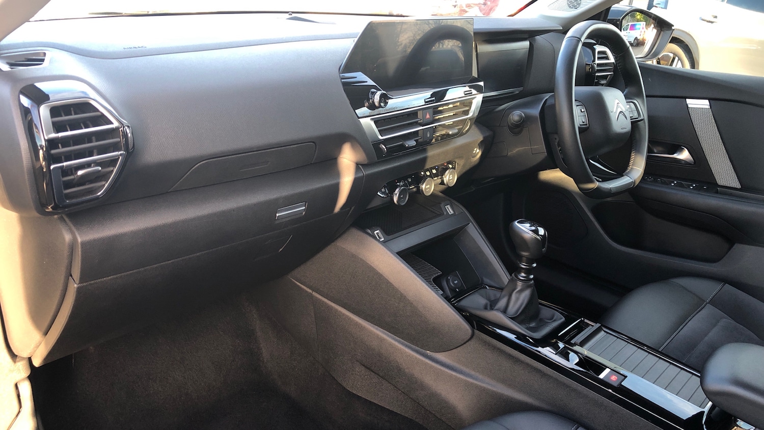 Used Citroen C4 2023 for sale - 76914378: Photo 13