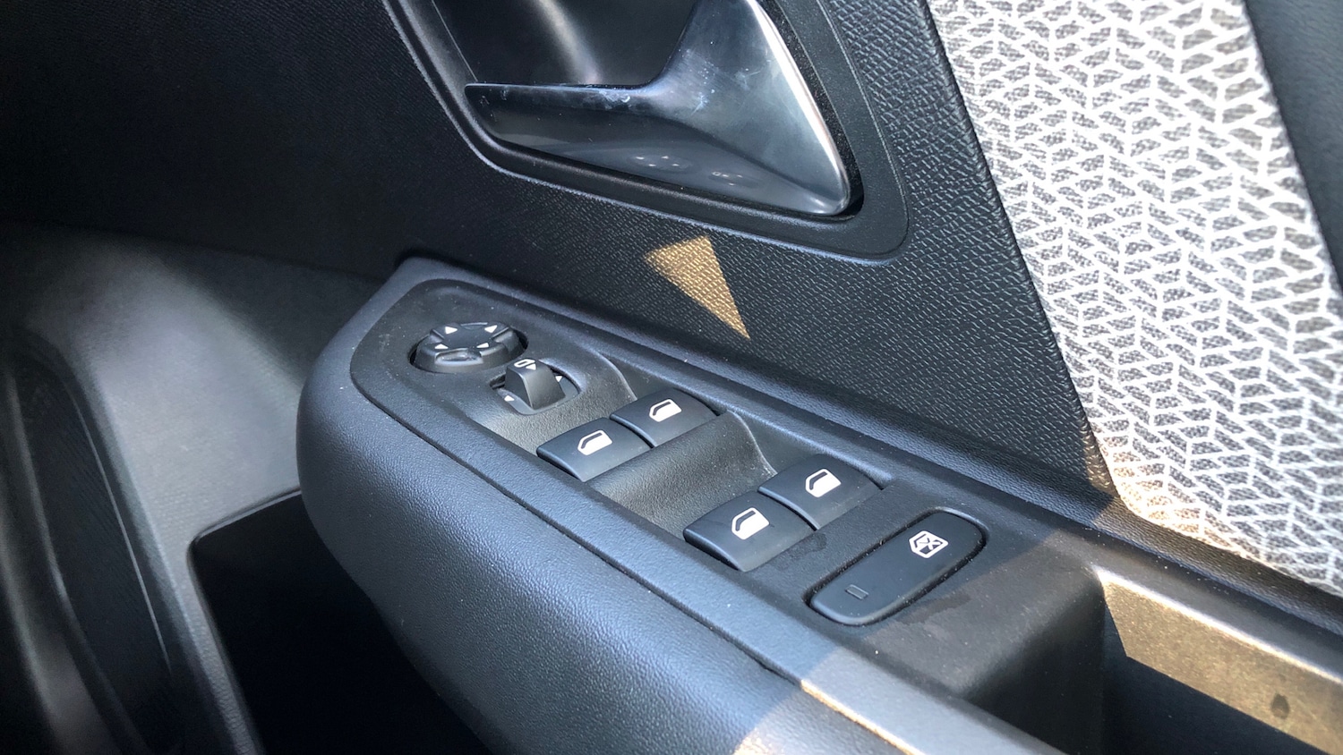 Used Citroen C4 2023 for sale - 76914378: Photo 23